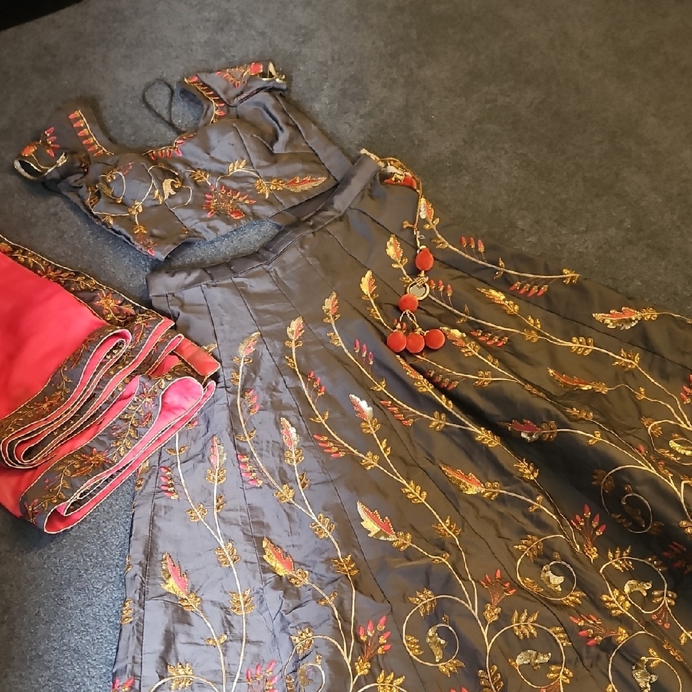 Embroidered Gray and Gajari pink Traditional chaniyacholi